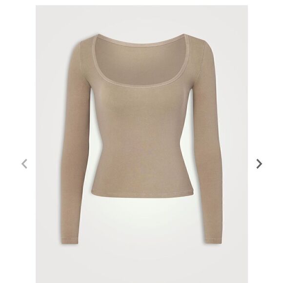 SKIMS
Vintage Scoop Long-Sleeve T-Shirt desert XS - Picture 2 of 5